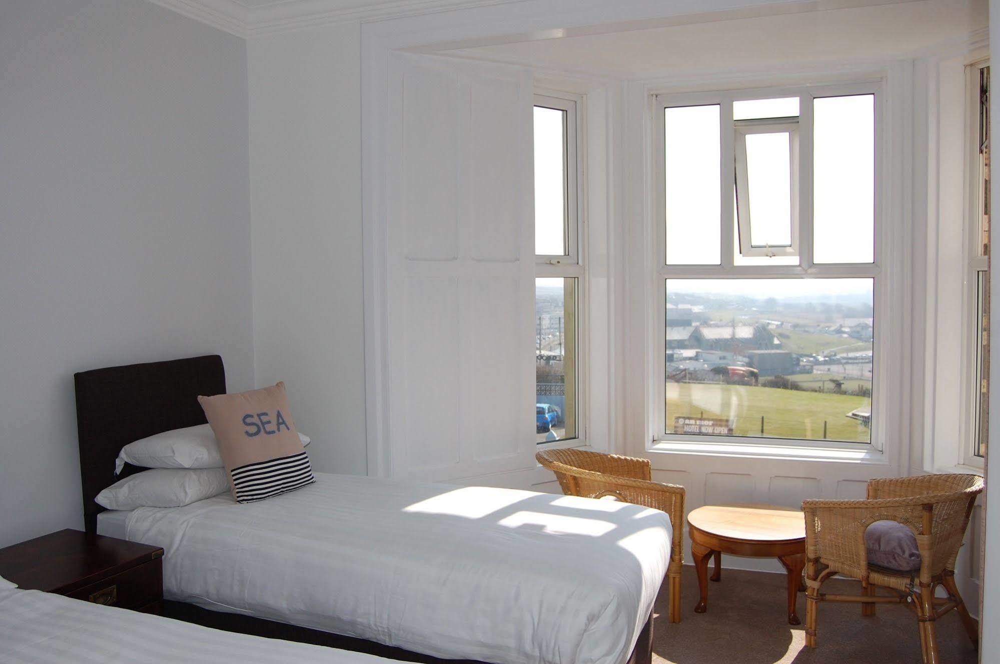 The Grosvenor Guest House Bude Kültér fotó
